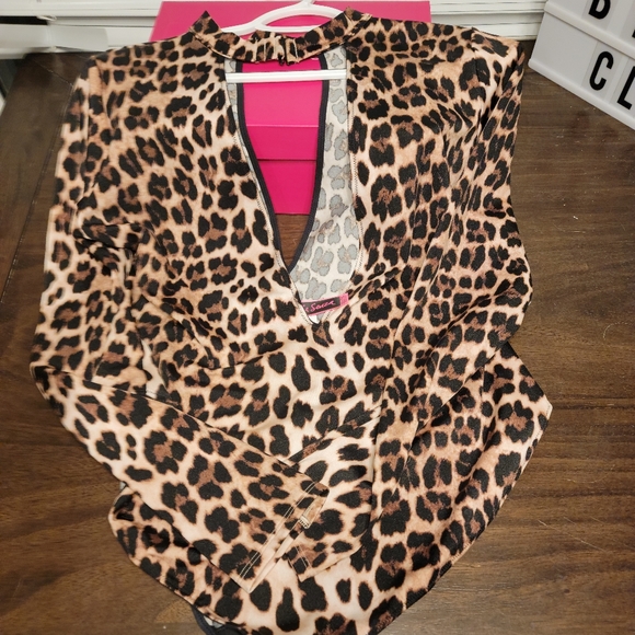 Leopard  bodysuit - Picture 1 of 3